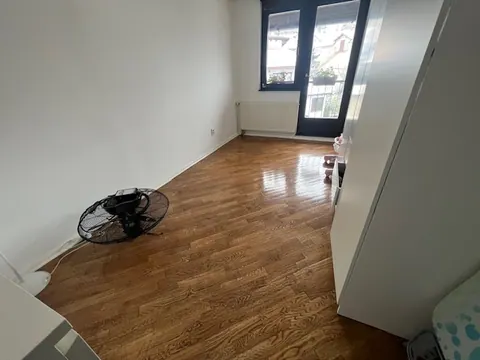 Stan Grbavica Vraca 80m2 8