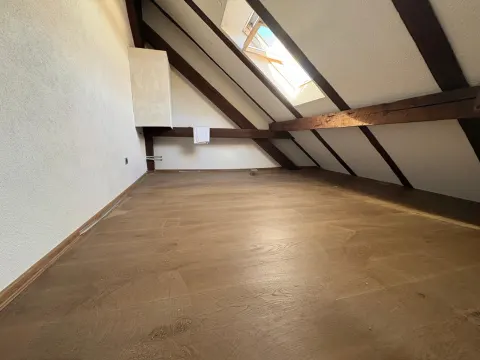 Stan Bistrik Renoviran 103m2 7