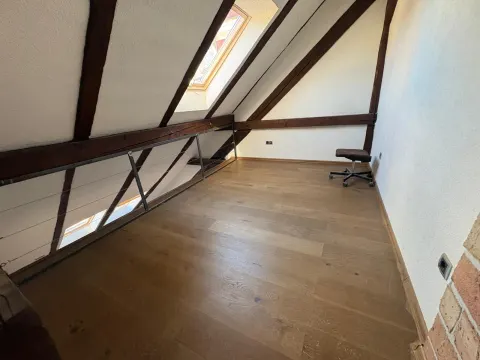 Stan Bistrik Renoviran 103m2 8
