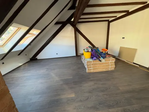 Stan Bistrik Renoviran 103m2 4