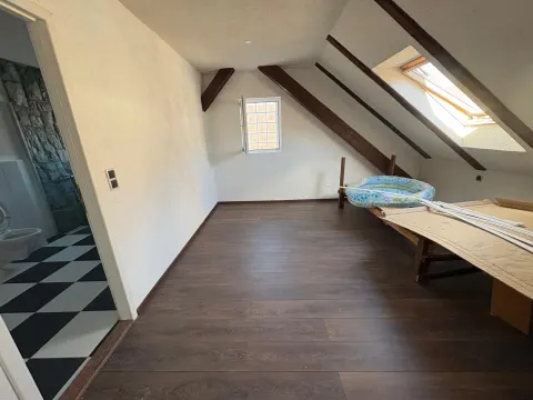 Stan Bistrik Renoviran 103m2 5