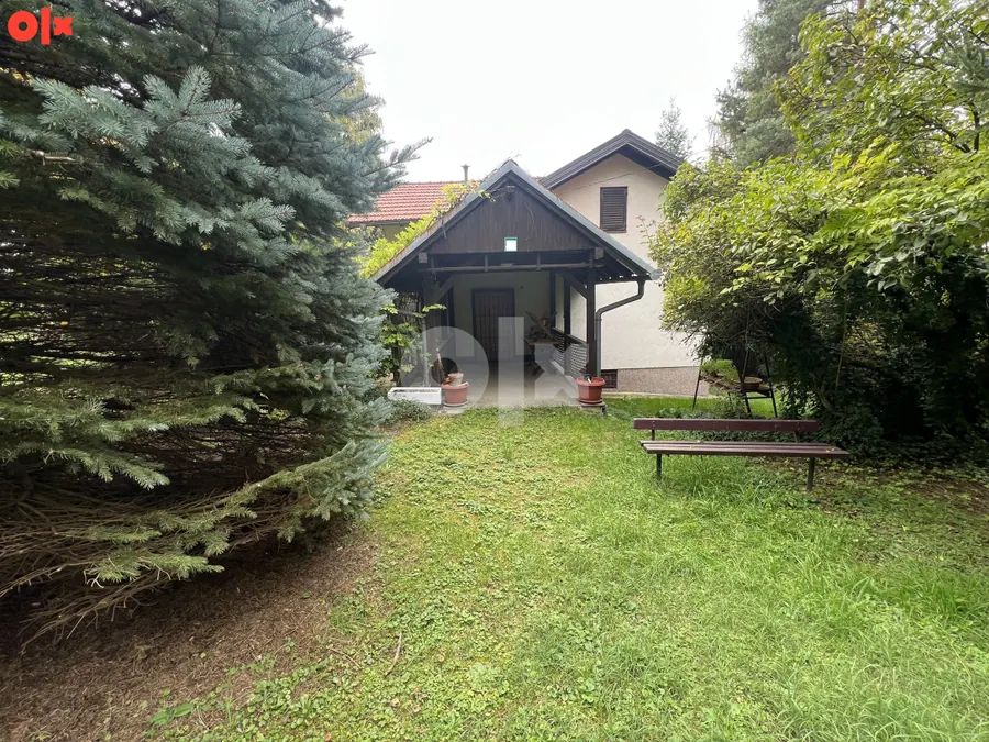 Vikendica-Kuća sa zemljištem 2524m2 - Sarajevo/Dobroševići