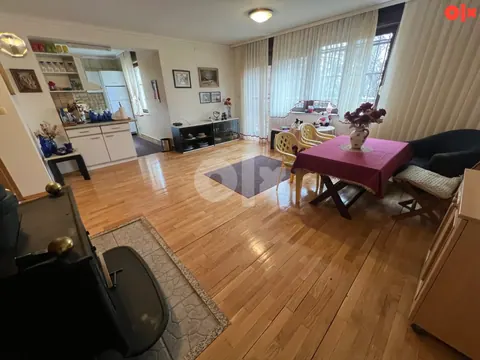 Vikendica-Kuća sa zemljištem 2524m2 - Sarajevo/Dobroševići 13
