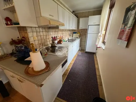Vikendica-Kuća sa zemljištem 2524m2 - Sarajevo/Dobroševići 14