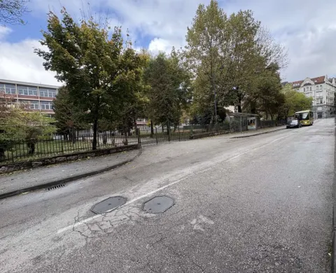 Stan Centar Sutjeska 96m2 sa parking mjestom 15